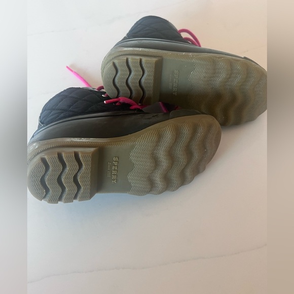 Girls sperry boots size 11 - Picture 3 of 4